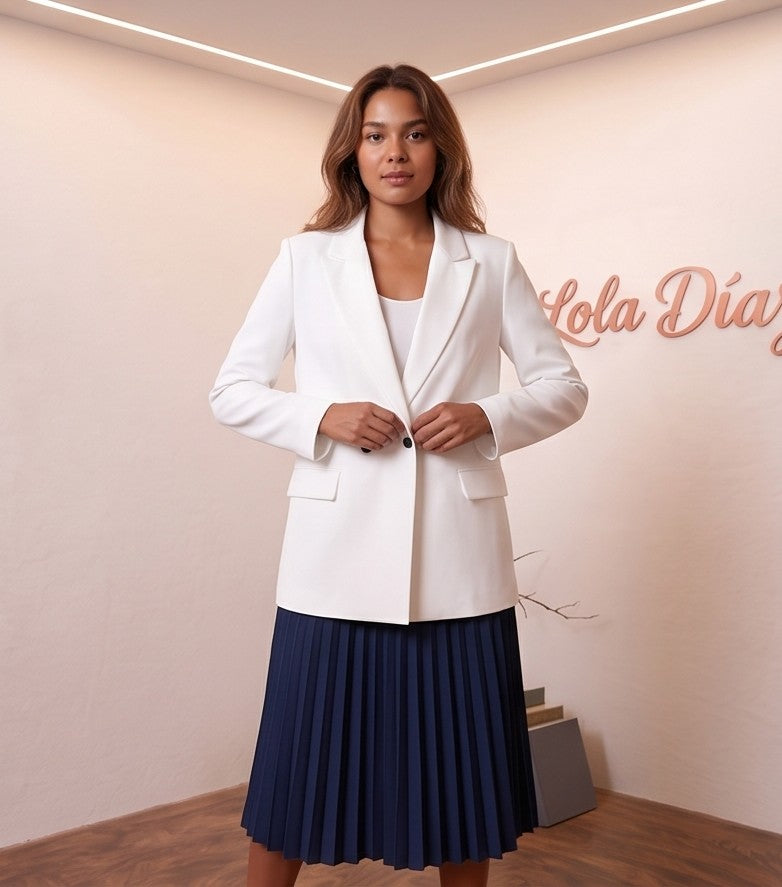 Blazer oversize cruzado para mujer con cuello solapa, bolsillos con solapa y botones delanteros, disponible en verde oliva, marrón chocolate, azul marino y negro.