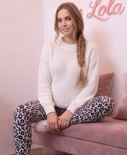Leggins premamá tipo jogger estampados en camuflaje verde, camuflaje gris y leopardo blanco y negro, con panel elástico de soporte para barriga, bolsillos laterales y tejido ultrasuave milk silk.