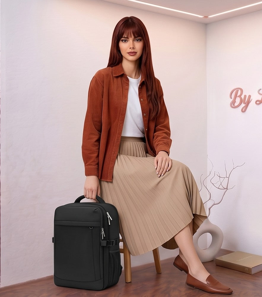 Mochila urbana y de viaje ergonómica e impermeable con compartimento para portátil, bolsillo frontal, correas acolchadas ajustables y bolsillos de malla lateral. Disponible en 5 capacidades (18L, 20L, 24L, 30L y 44L) y en 6 colores modernos: azul pastel, verde menta, verde salvia, lila lavanda, gris grafito y negro clásico