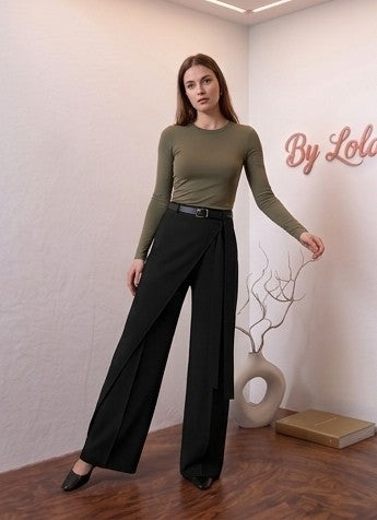 pantalones palazzo muy anchos para mujer, con un diseño wrap cruzado que crea un efecto falda superpuesto y una tira larga lateral que se anuda en la cintura. Disponibles en una variedad de siete colores vibrantes