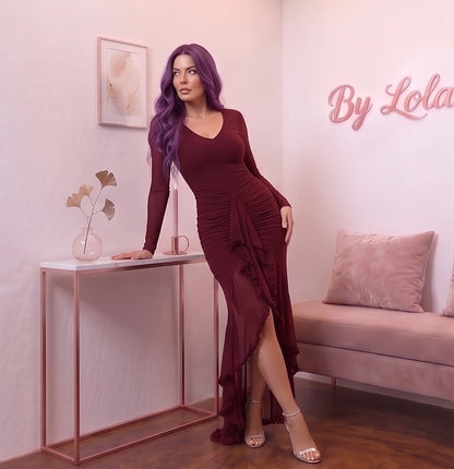 Vestido largo de fiesta ajustado para mujer con manga larga, escote en pico o cuello en V, drapeado fruncido en cintura y cadera, falda asimétrica con abertura delantera y detalle de volantes fluidos.