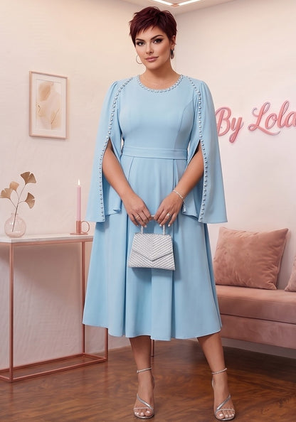 Vestido midi de fiesta y cóctel de corte evasé con cuello redondo adornado con pedrería brillante, cinturón a juego y mangas largas estilo capa con abertura lateral. Disponible en tallas grandes (L a 4XL)